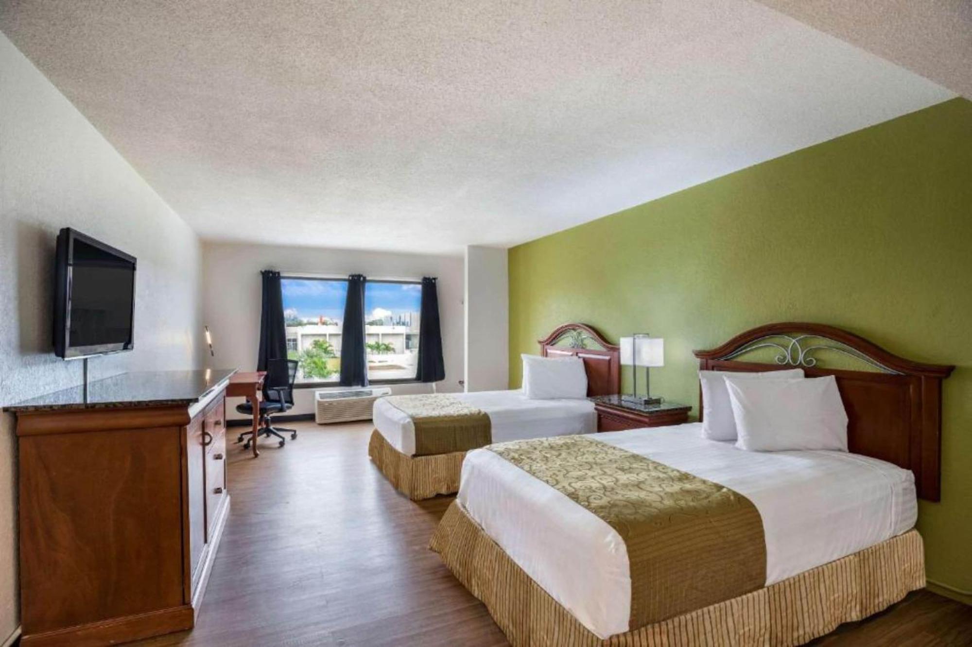 Oyo Hotel Orlando Airport Extérieur photo