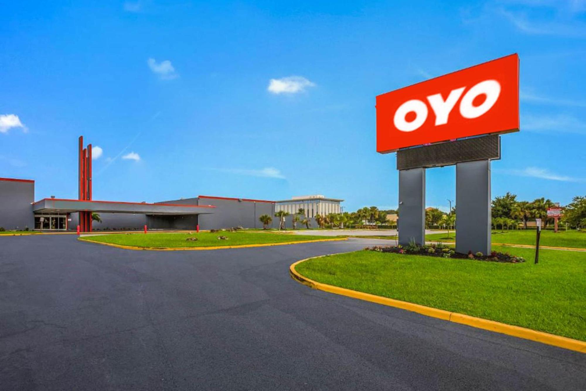 Oyo Hotel Orlando Airport Extérieur photo