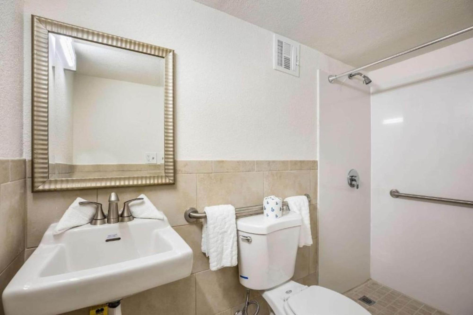 Oyo Hotel Orlando Airport Extérieur photo