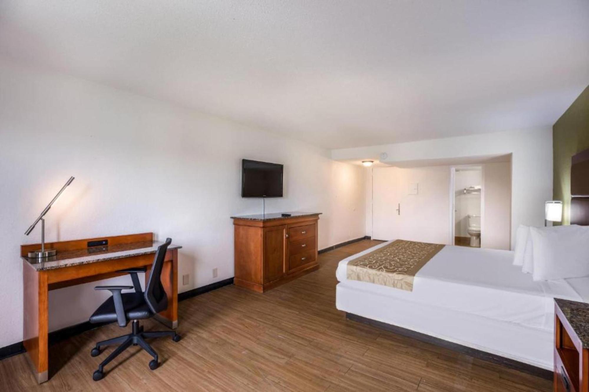 Oyo Hotel Orlando Airport Extérieur photo