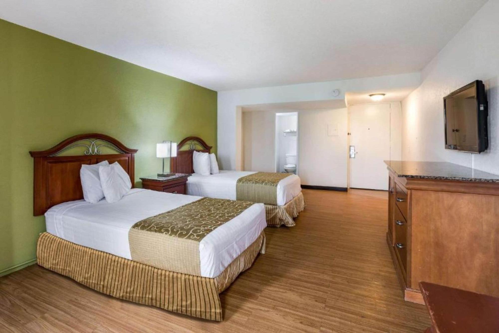 Oyo Hotel Orlando Airport Extérieur photo
