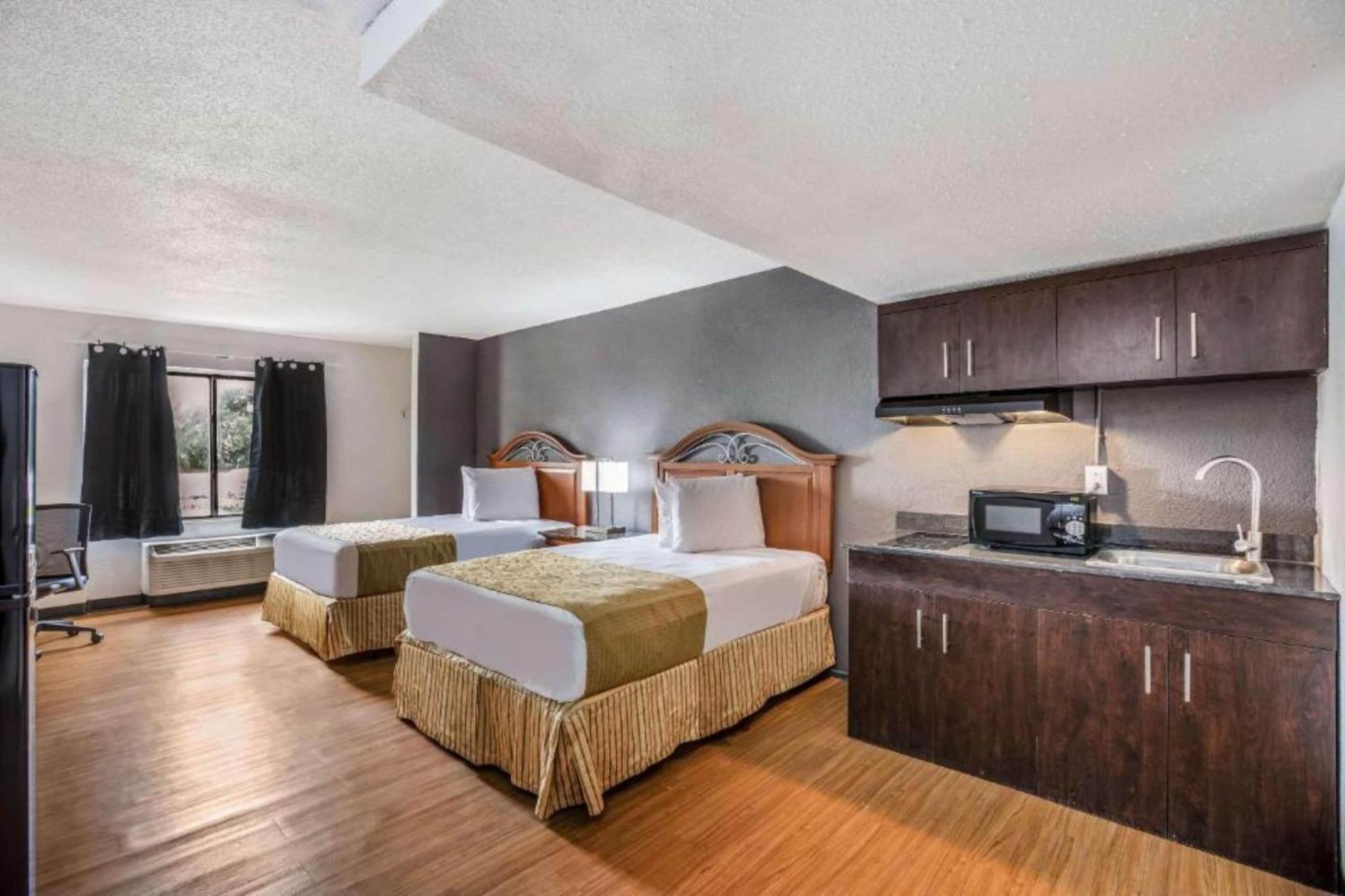 Oyo Hotel Orlando Airport Extérieur photo