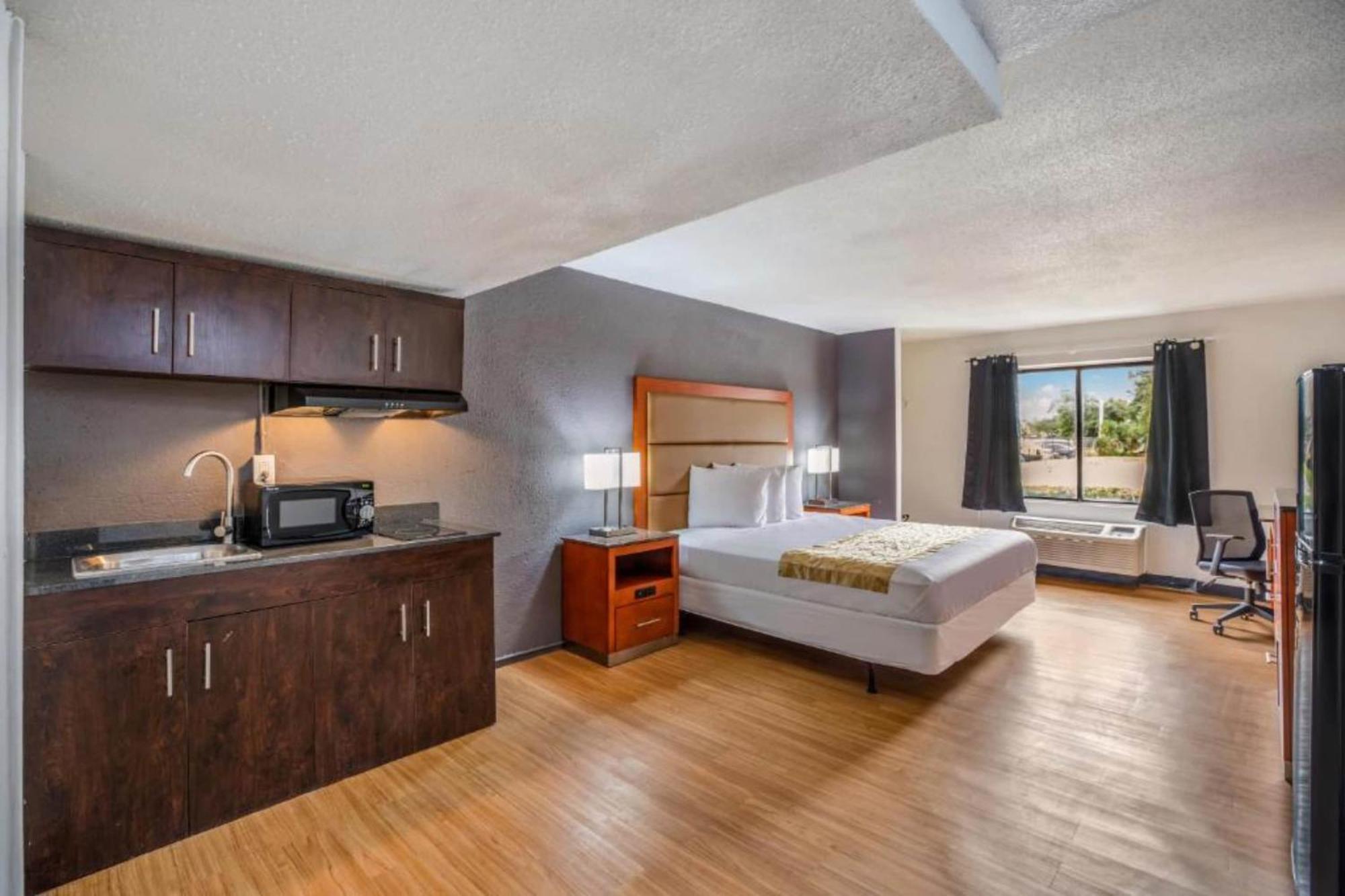 Oyo Hotel Orlando Airport Extérieur photo